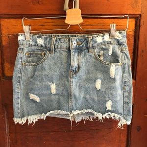Forever 21 Distressed Skirt Size S
